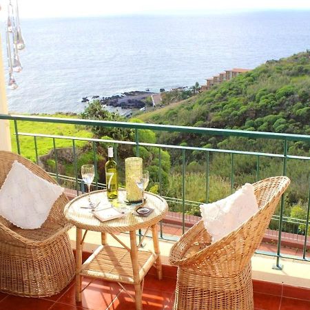 2 Bedrooms Appartement At Canico 200 M Away From The Beach With Sea View Furnished Balcony And Wifi Exteriér fotografie